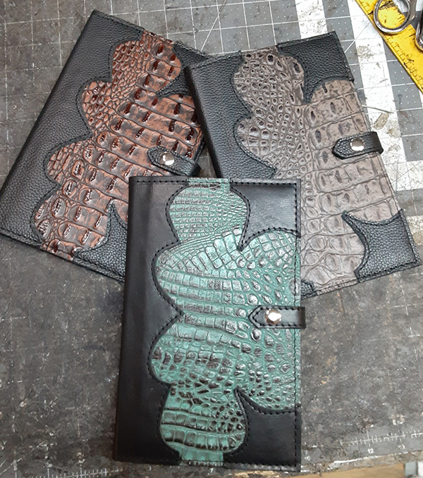 handmade leather journals 13