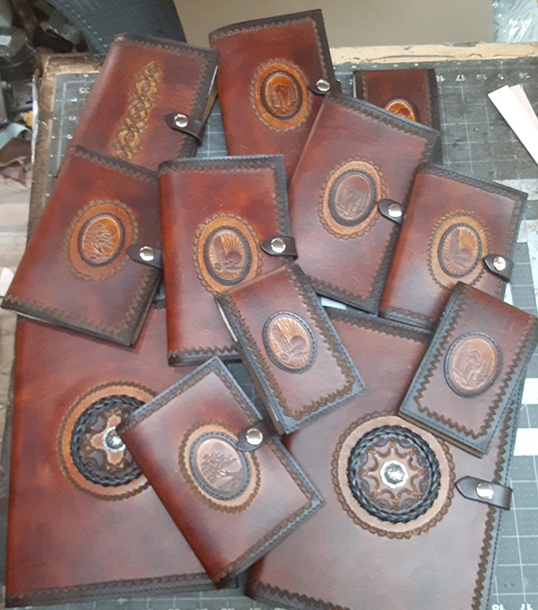 handmade leather journals 9